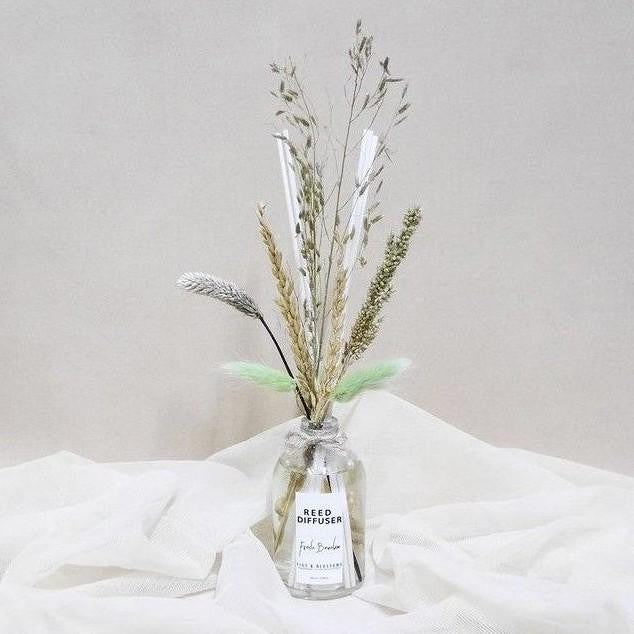 Figs & Blossoms Reed Diffuser With Flowers 100ml